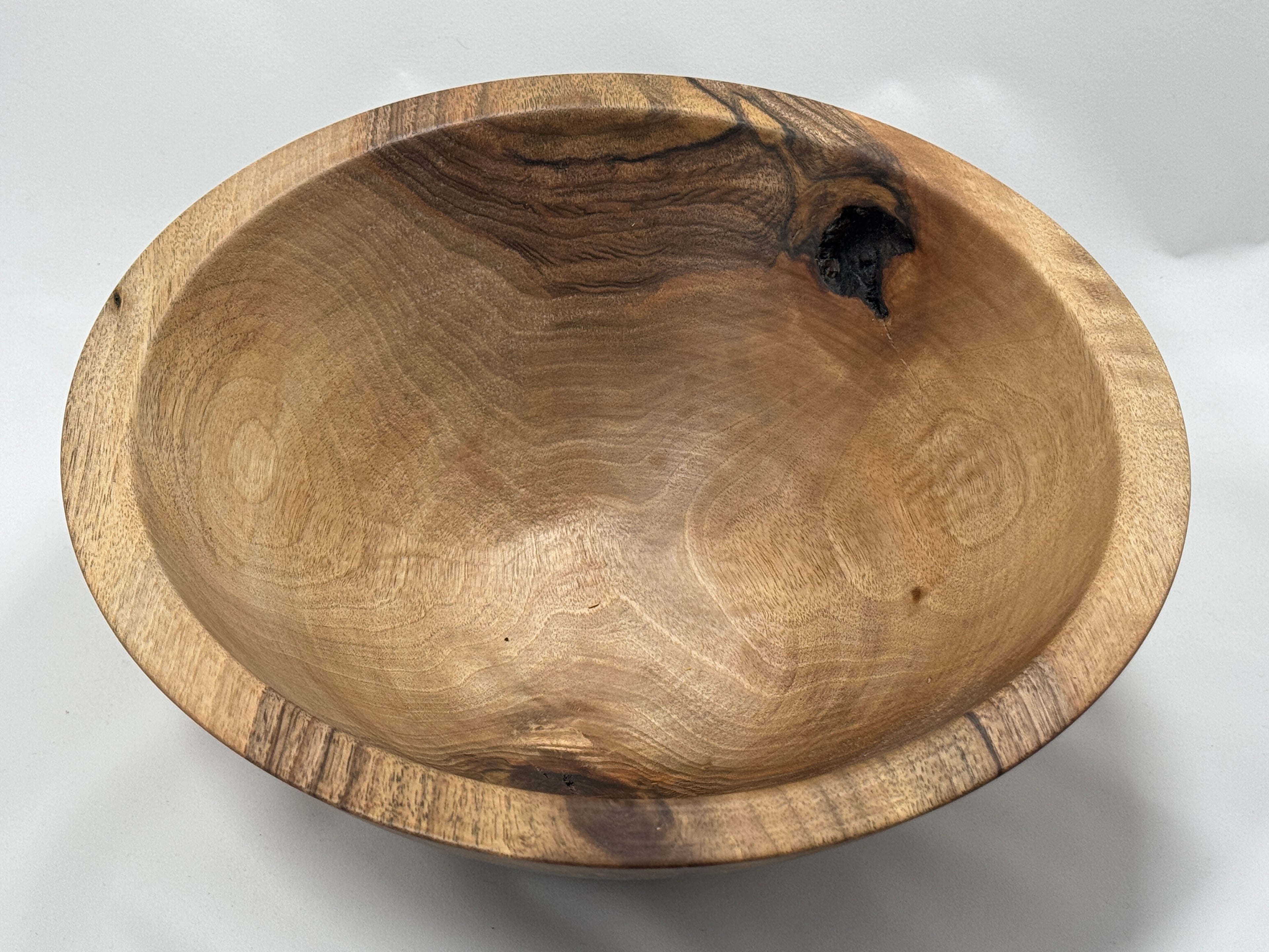 Holzschüssel aus Walnussholz – Bild 1