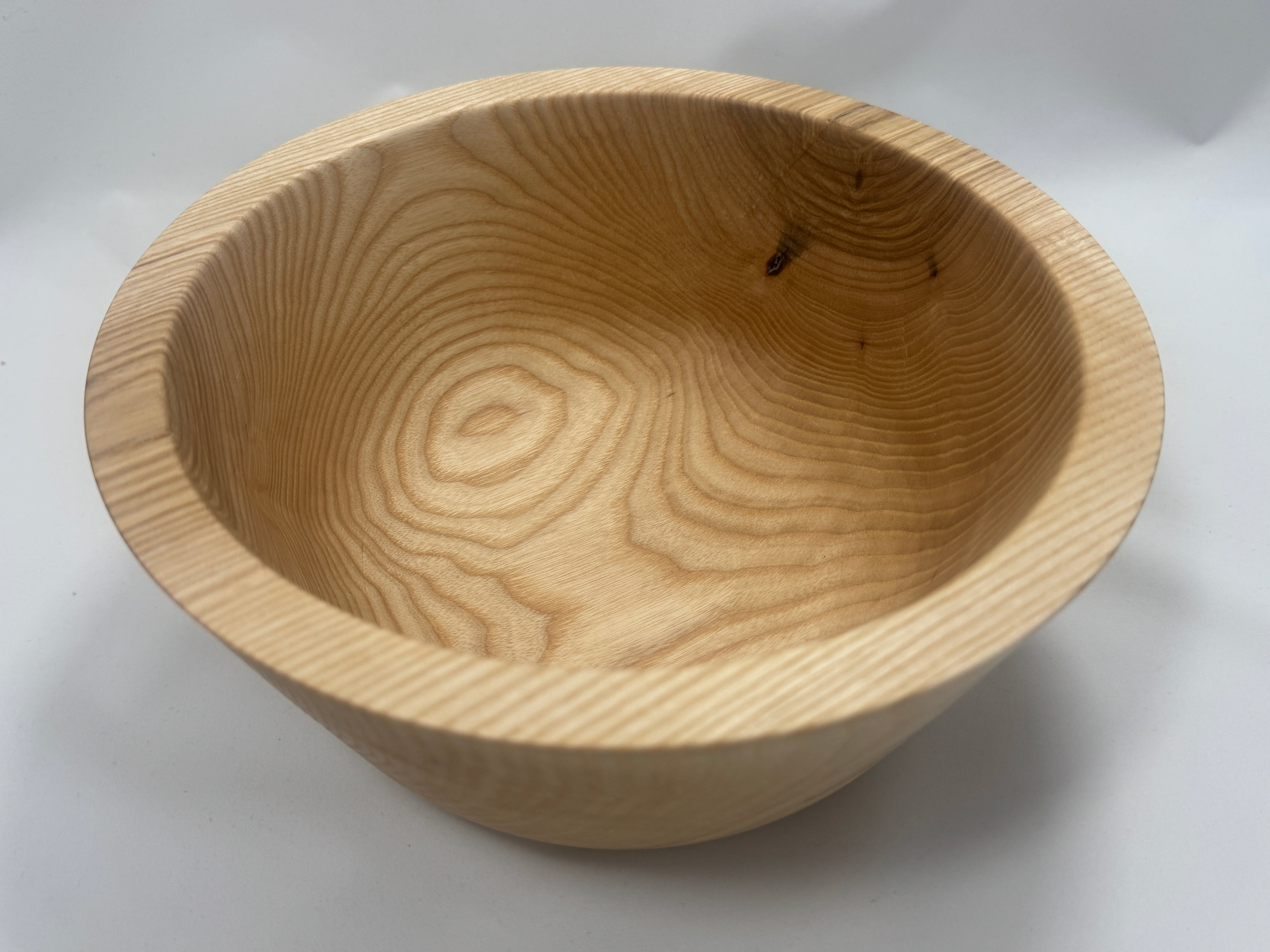 Holzschüssel aus Eschenholz – Bild 1