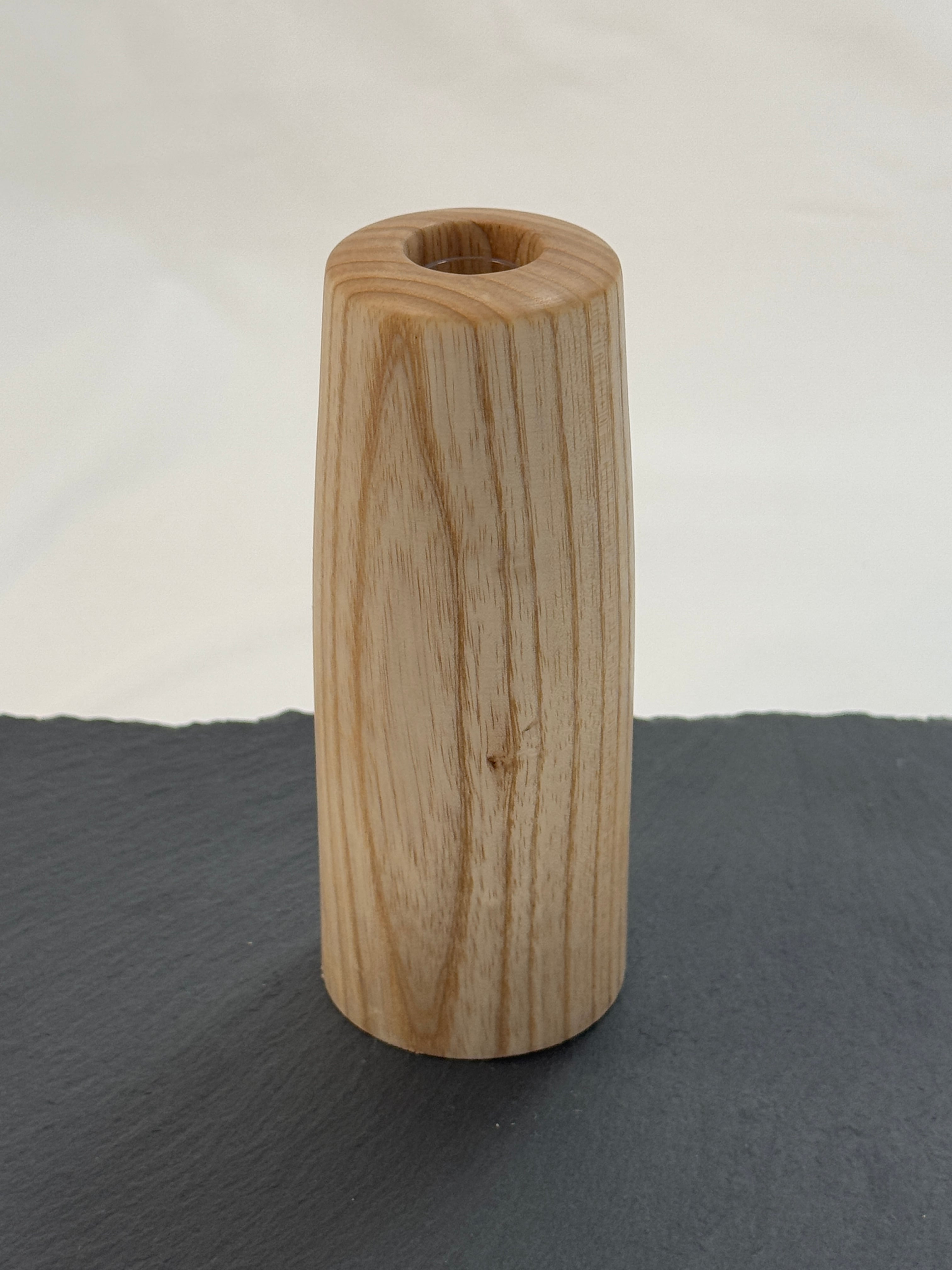 Vase aus Eschenholz – Bild 1